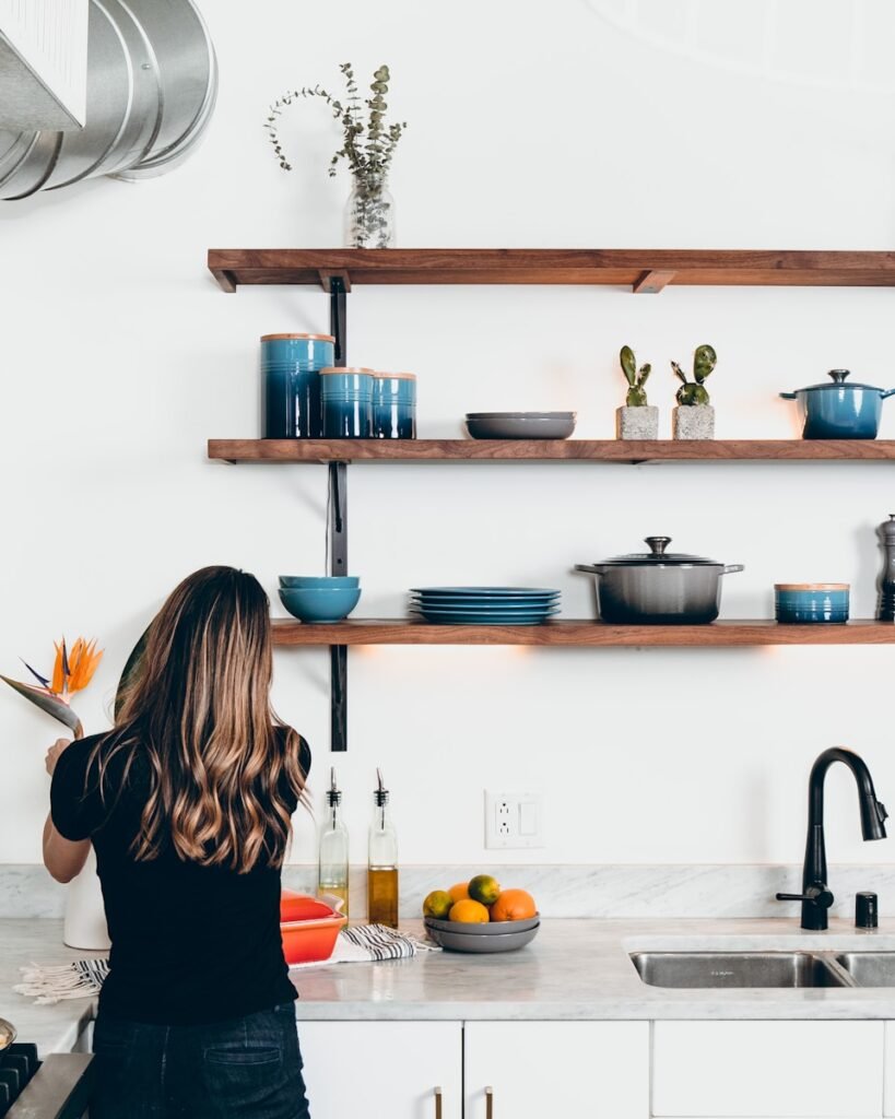 organised kitchen shelving